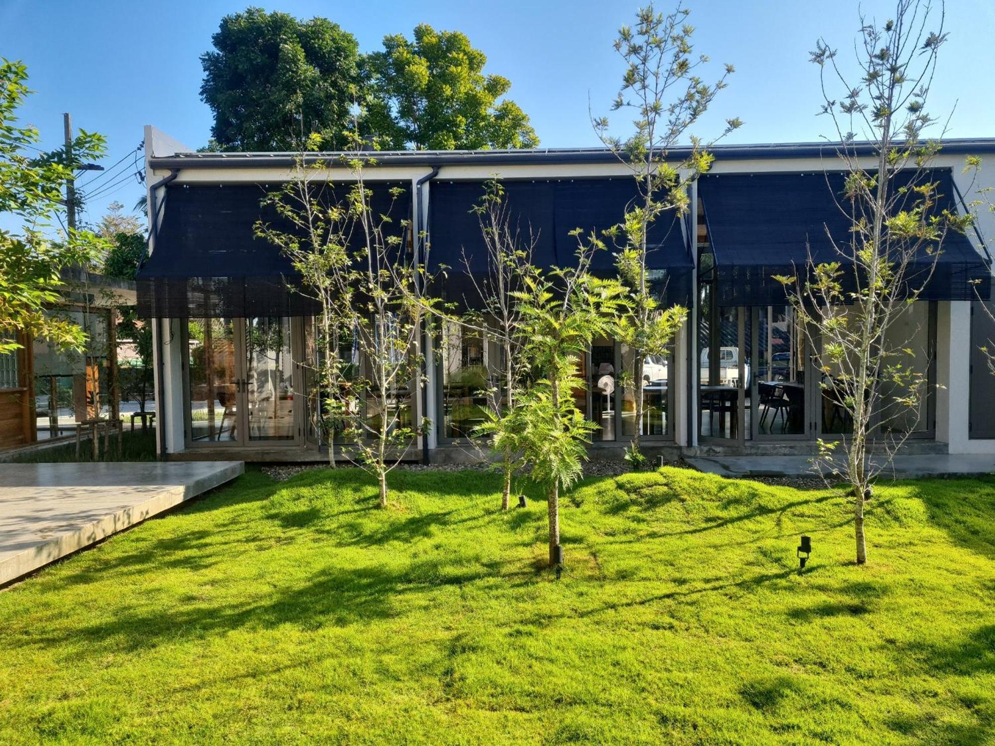 Lavanda Hotel Чианг Рай Екстериор снимка
